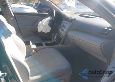 2009 Toyota Camry Hybrid z USA, uszkodzony, nr VIN 4T1BB46K69U095703